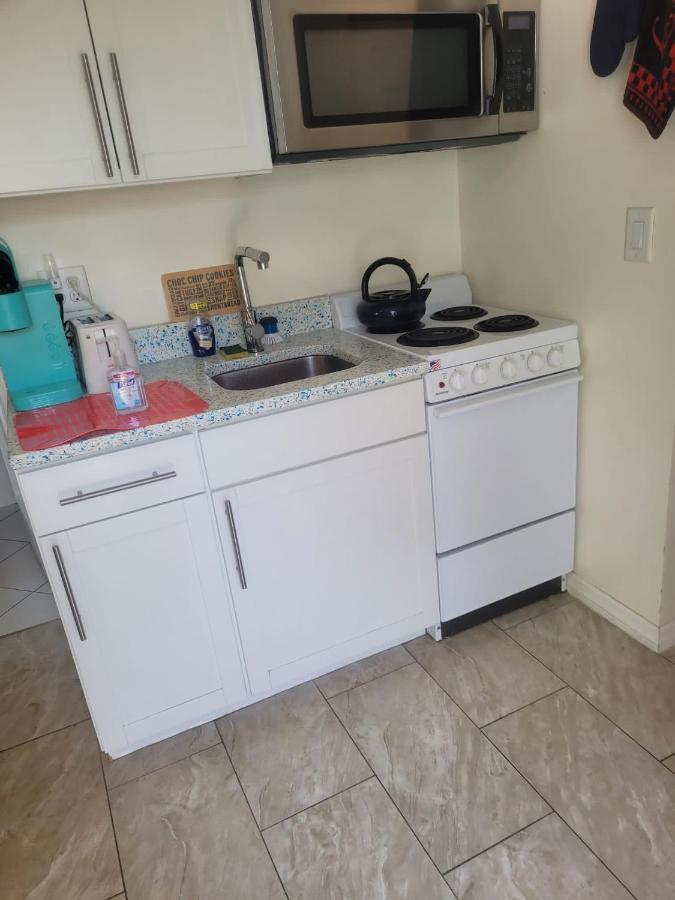 ~ Cozy In-Law Apartment Close To Siesta Key ~ Sarasota Luaran gambar